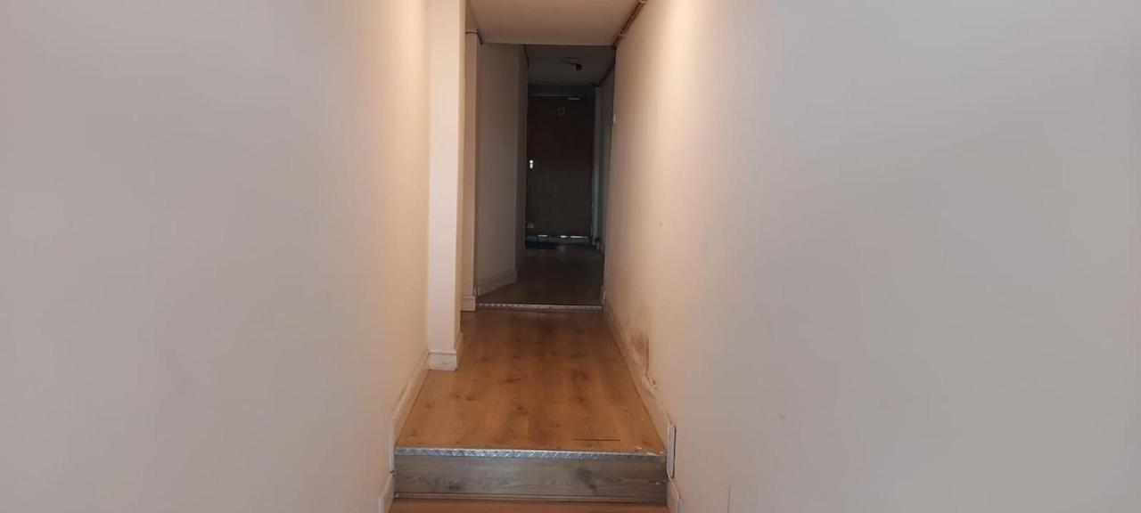 Lovely 3-Bed Apartment In Parkgate Rotherham Kültér fotó